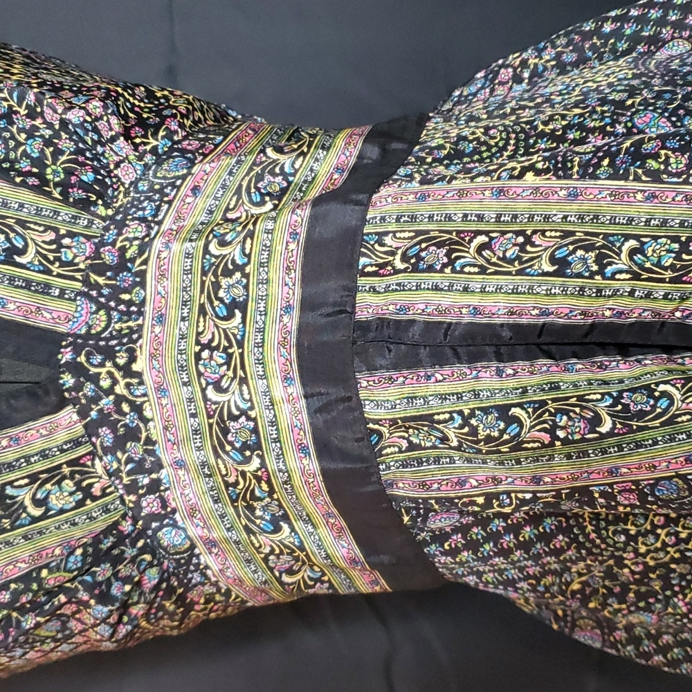 Dress - Picture 7 of 7